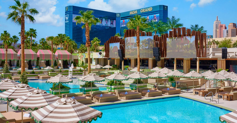 Best Vegas Pool Parties Open On Monday