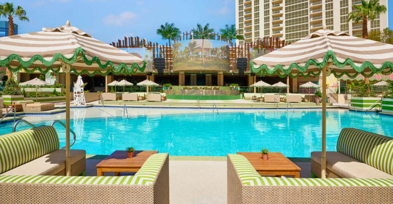 Vegas Pools Open On Mondays