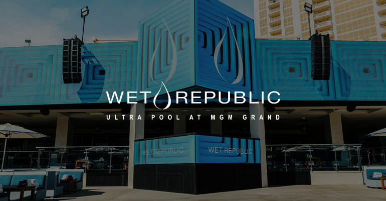 Poolside at the MGM Grand, Las Vegas - Liquid Blue Band