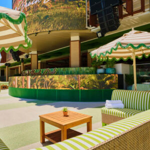 Palm Tree Beach Club Dance Floor Table